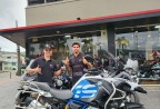 CLIENTE MOISES RECEBENDO SUA MOTO