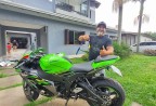 CLIENTES CATIANA E PANCHO RECEBENDO SUA MOTO